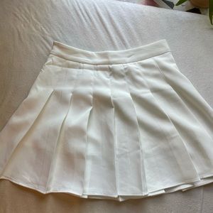 white tennis skirt